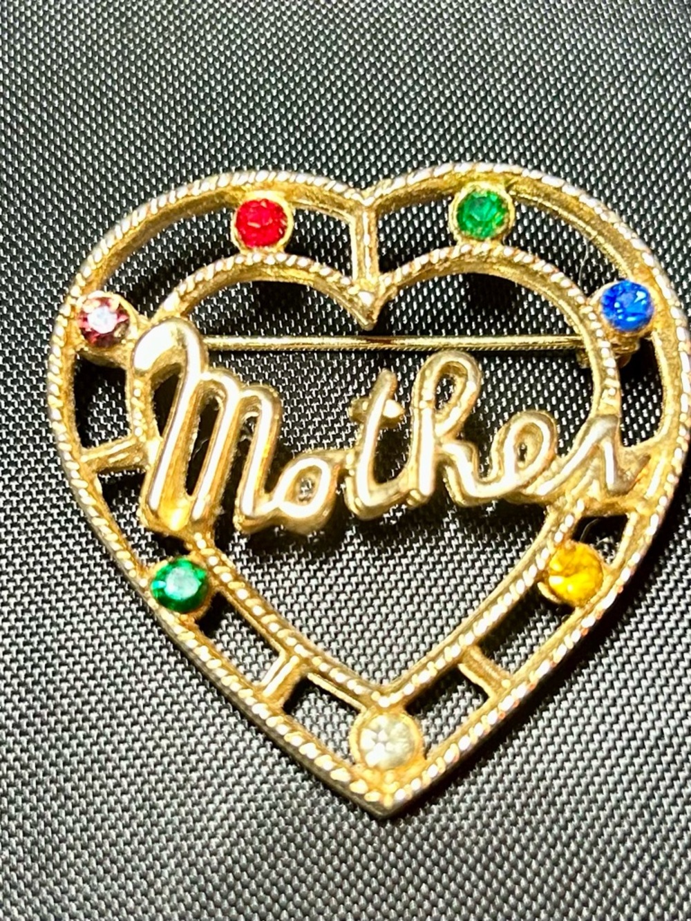 Heart-Shaped 'Mother' Gold Tone Brooch with Multicolored Jewel Crystals